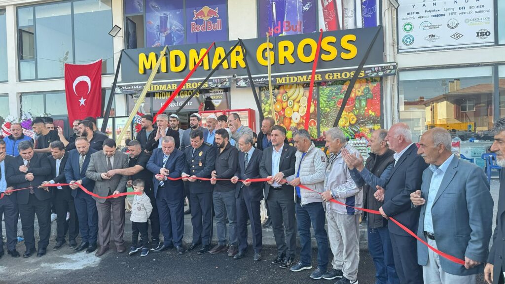 Dualarla açıldı…