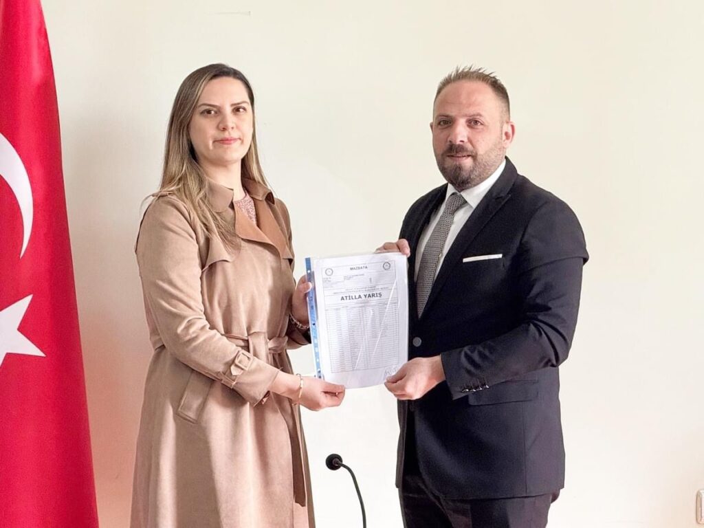 Mazbatasını aldı…